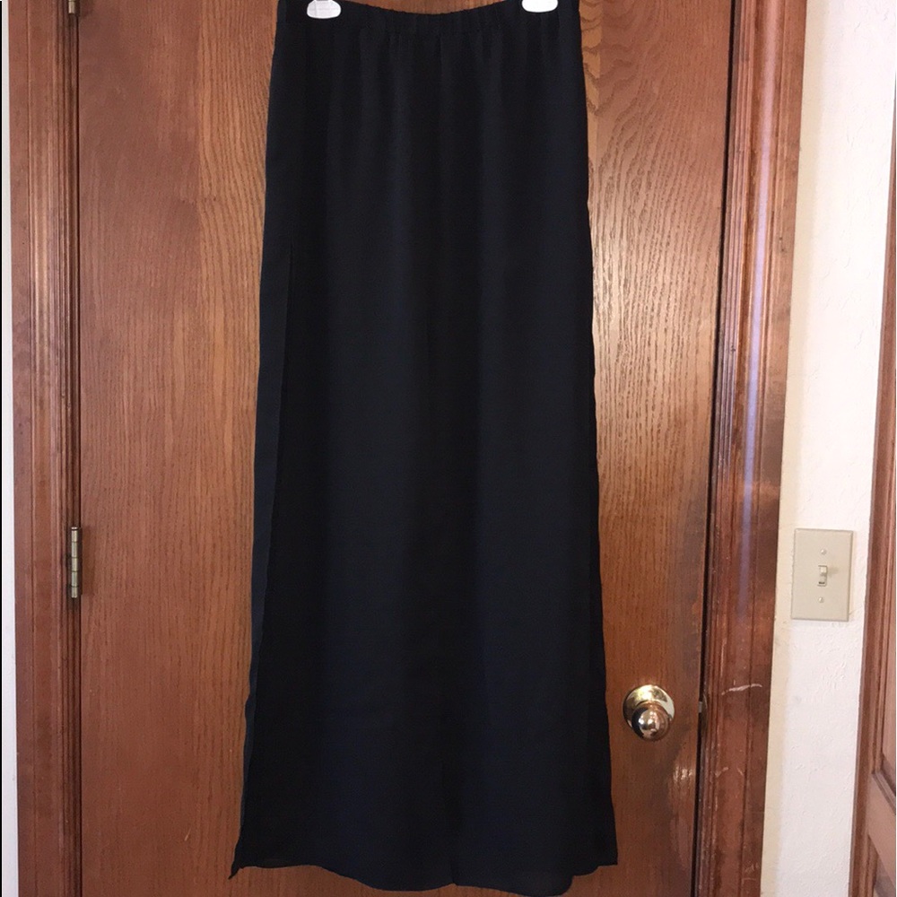 Ronni Nicole Pant/Skirt